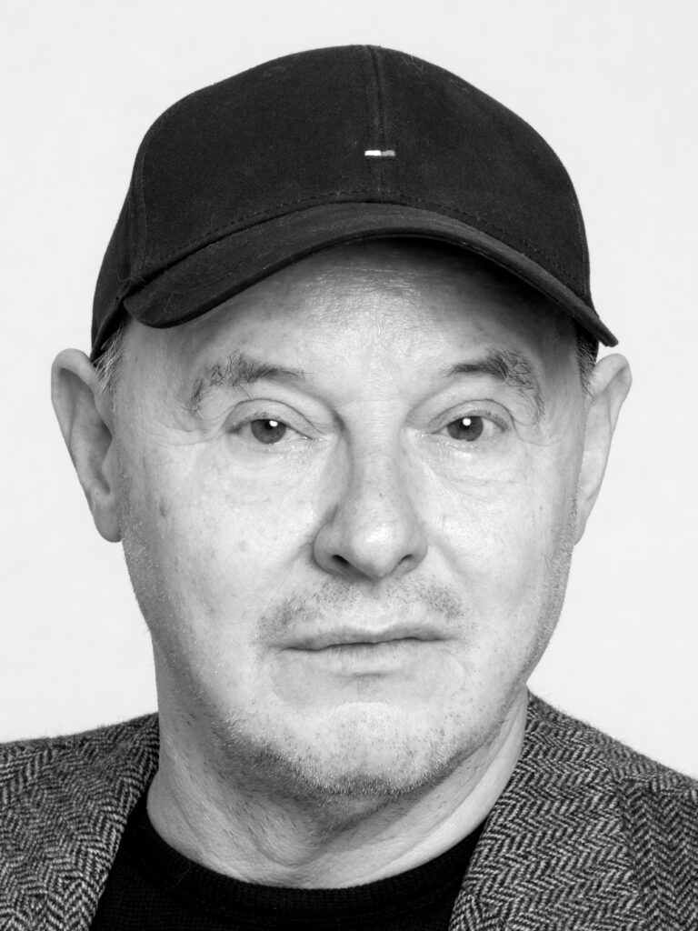 Arbeitsprobe von Peter Scharpfenecker - Business Skills – MA Graphic & Communication Design am RSIAD